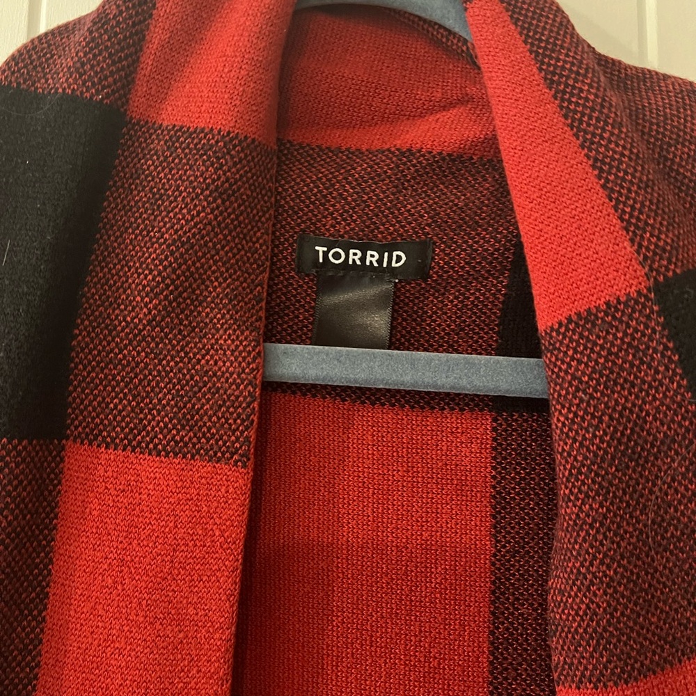 Torrid Obling sweater. Red and Black plaid.